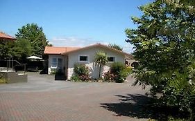 Dunrovin Motel Taupo